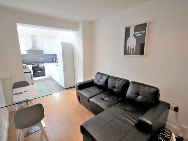 House for rent in Georgia, Greater Manchester