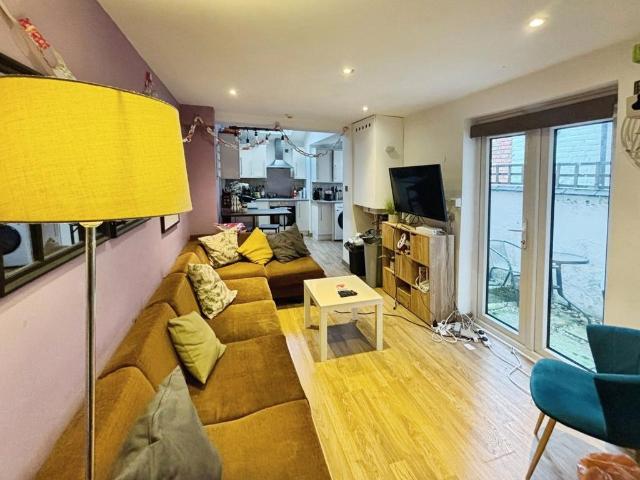 House for rent in Fallowfield, Manchester