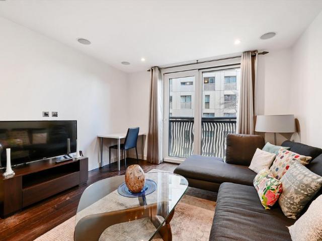 Apartment for rent in Pimlico, Greater London