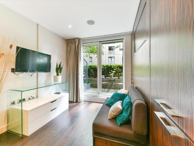 Apartment for rent in Pimlico, Greater London