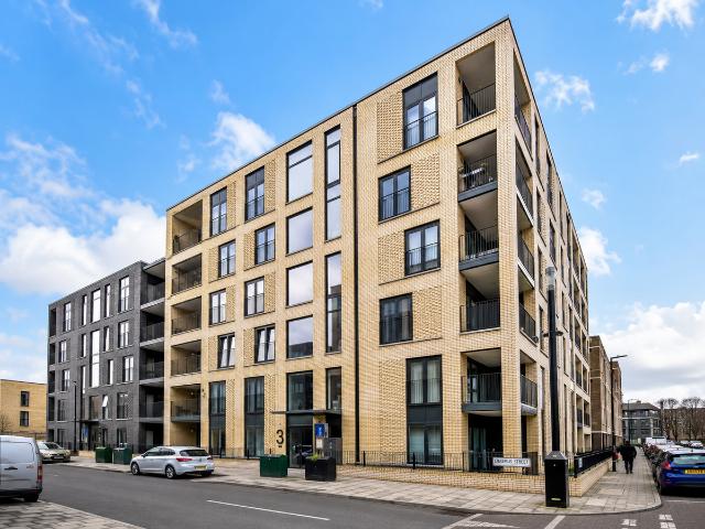 Apartment for rent in Myatt's Fields, Greater London