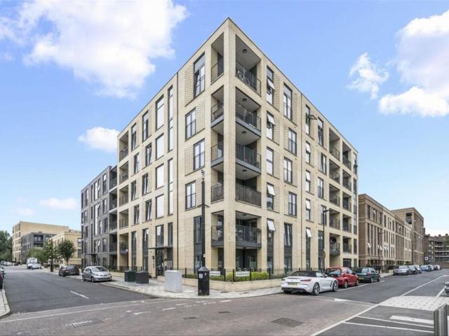 Apartment for rent in Loughborough Junction, Greater London