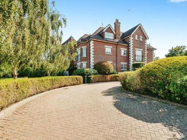 House for sale in Horsham, West Sussex