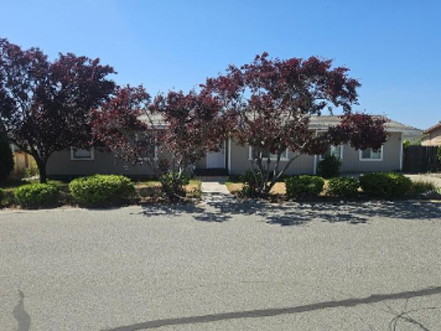 House for sale in Omak, Okanogan County