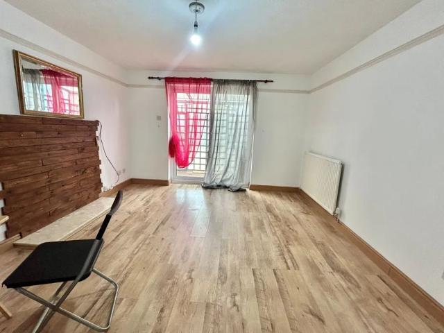 House for rent in Haddon, East Midlands