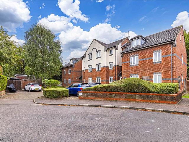 Apartment for rent in Bushey, Hertsmere