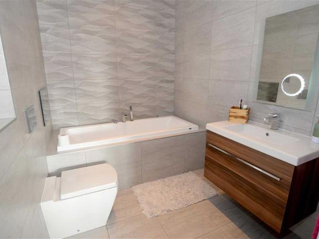 Apartment for rent in Bermondsey, Greater London