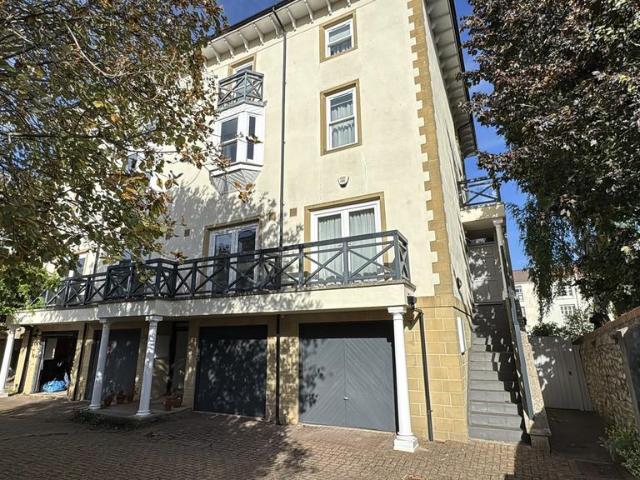 House for rent in Westbury Park, Bristol