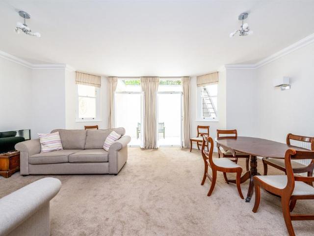 Apartment for rent in South Kensington, Greater London