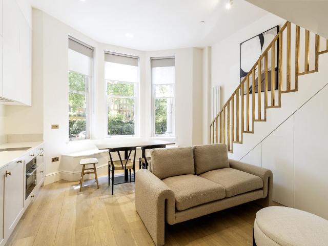 Studio for rent in Earl's Court, Greater London