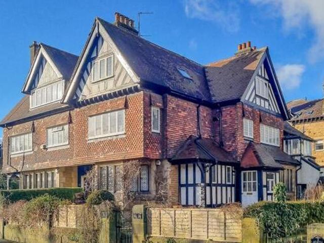 House for sale in Harrogate, North Yorkshire