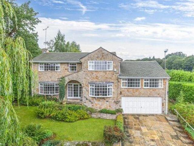 House for sale in Bramhope, West Yorkshire