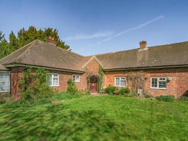 House for sale in Basingstoke, Basingstoke and Deane