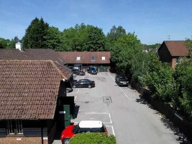 House for rent in Surrey, England