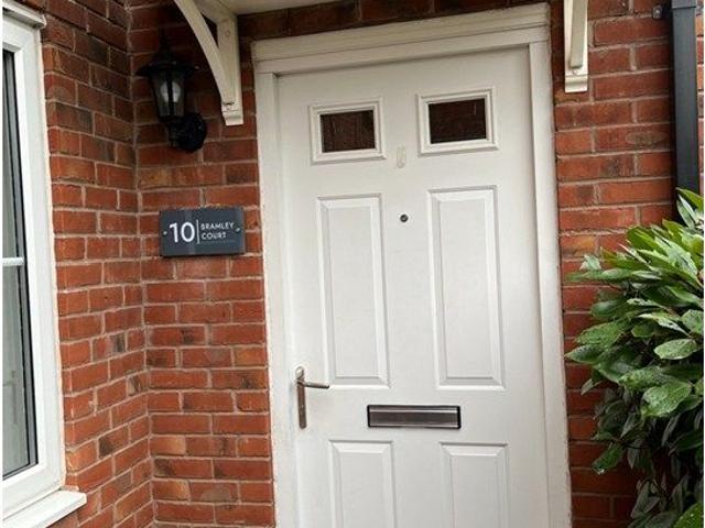 House for rent in Knightshayes, Rushcliffe