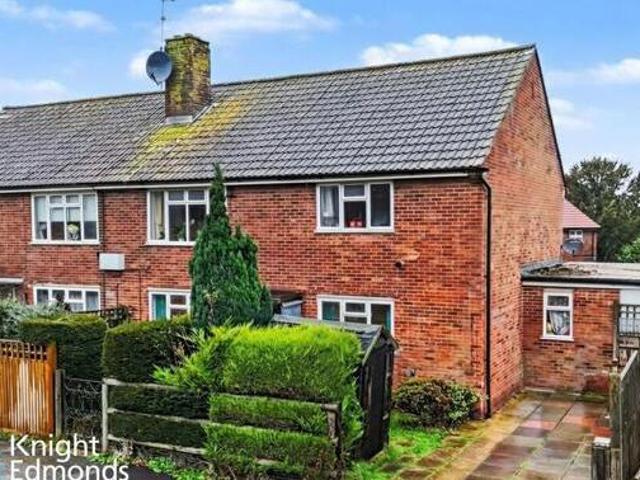 House for sale in Cranbrook & Sissinghurst, Sandown Park