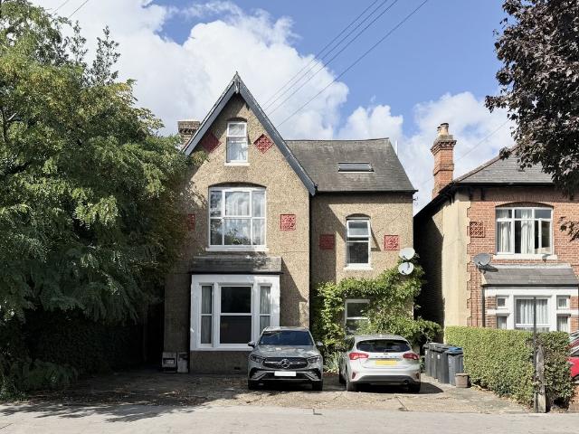 Studio for rent in London Borough of Croydon, Greater London