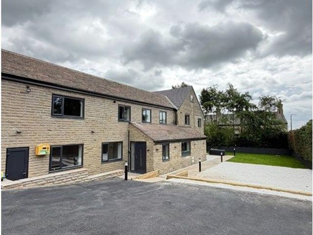 House for rent in Hipperholme, West Yorkshire
