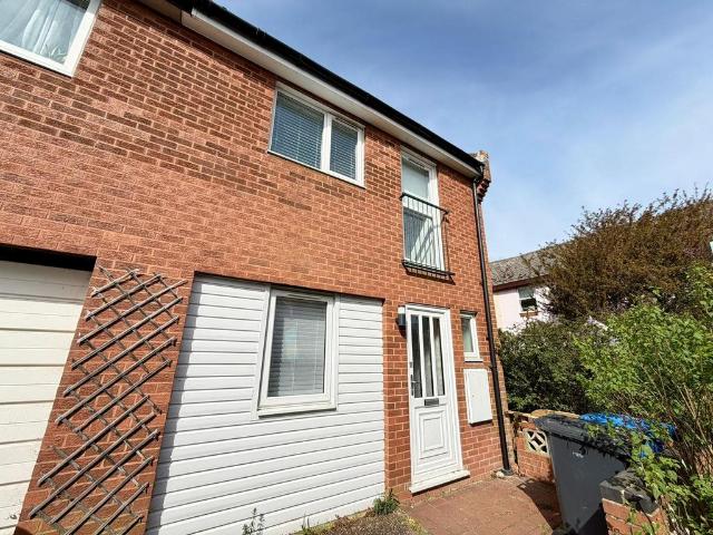 House for rent in Clover Hill, East Bank