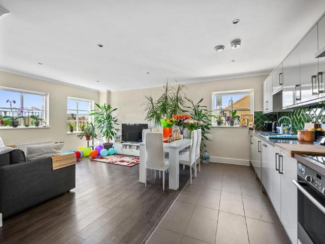 Apartment for rent in London Borough of Bexley, Greater London