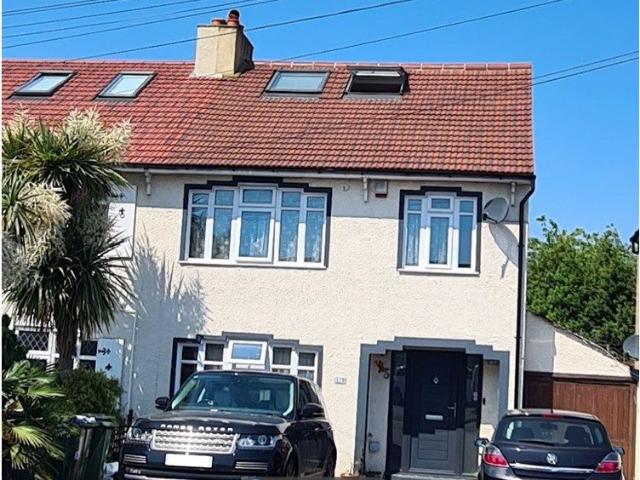 House for rent in London Borough of Bexley, Greater London