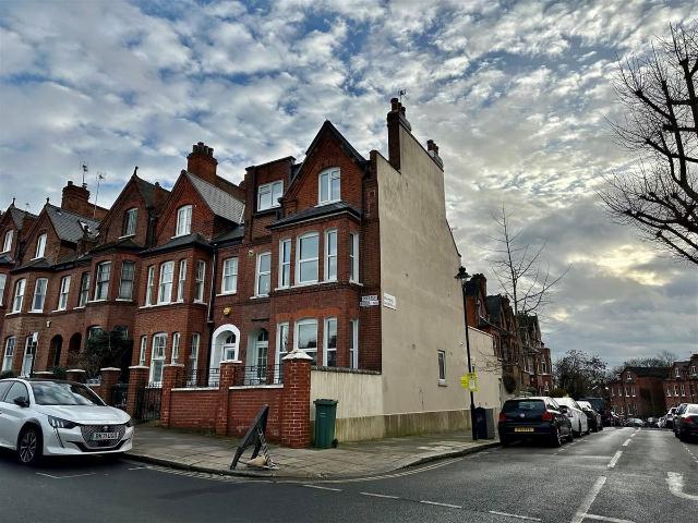 Apartment for rent in Archway, Greater London