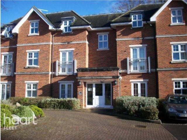 Apartment for rent in Fleet, Hart