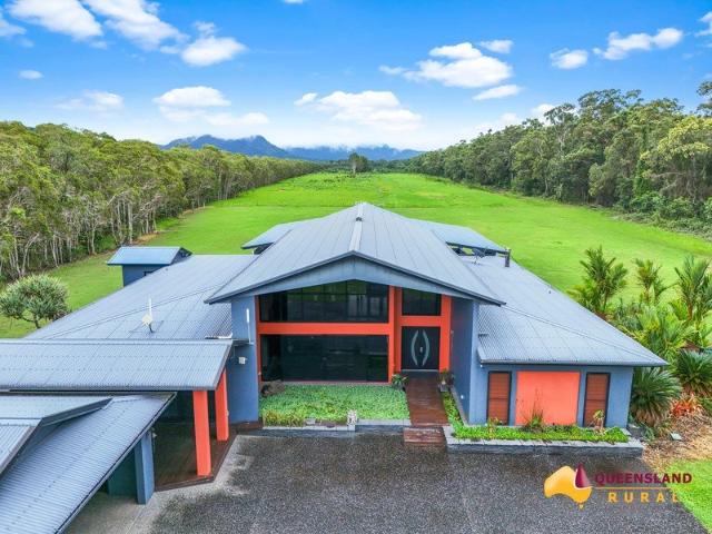 Cottage for sale in Bramston Beach, Queensland