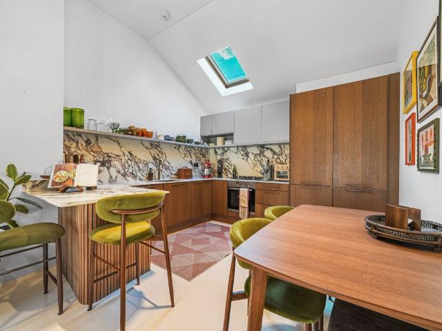 Apartment for rent in De Beauvoir Town, Greater London