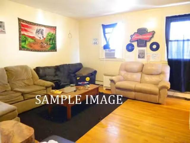Apartment for rent in Lowell