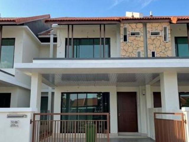 Terraced House for sale in Wellesley, Penang