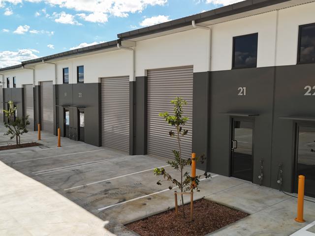 Warehouse for rent in Toombul, Queensland
