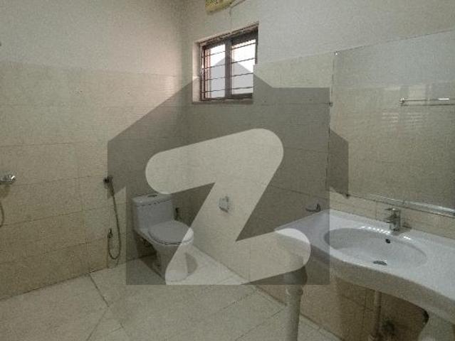 House for sale in Multan, Islamabad Capital Territory