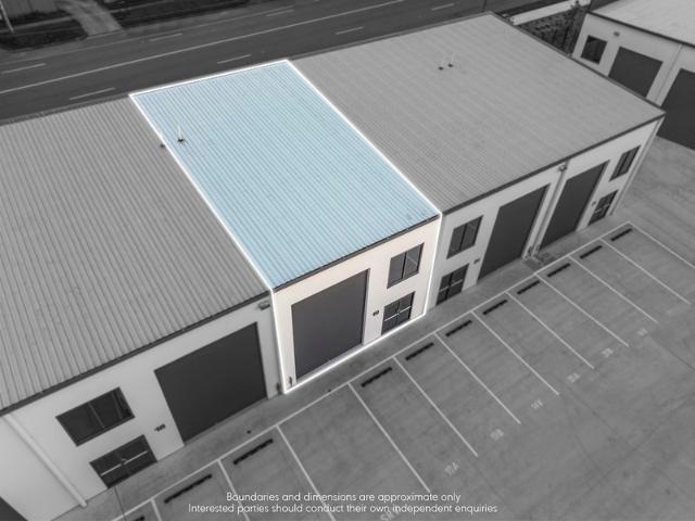 Warehouse for rent in Toombul, Queensland