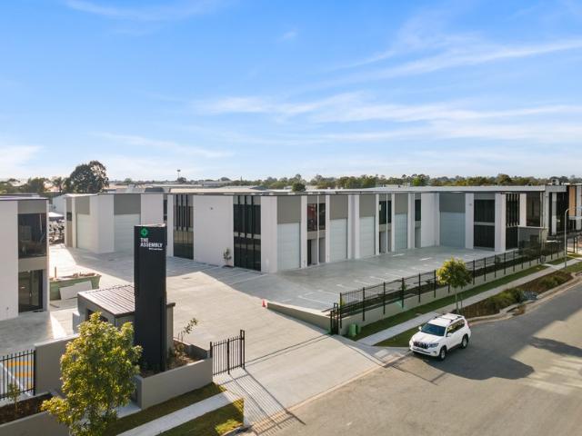 Warehouse for rent in Toombul, Queensland