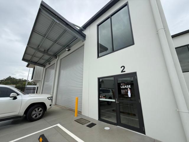 Warehouse for rent in Toombul, Queensland