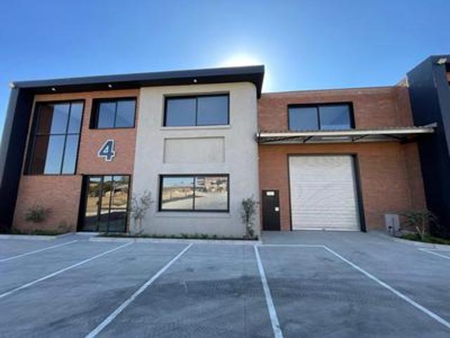 Commercial for rent in Olievenhoutbos, Gauteng