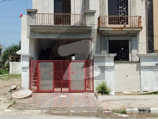 House for sale in واہ, راولپنڈی ڈویژن