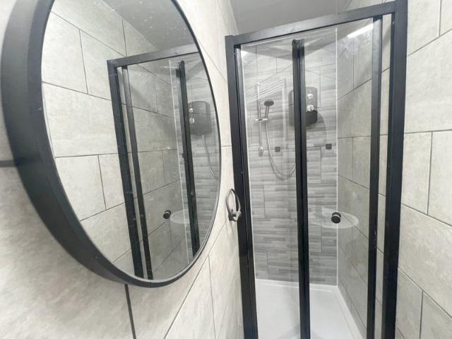 Apartment for rent in Scotch Estate, Hornsey