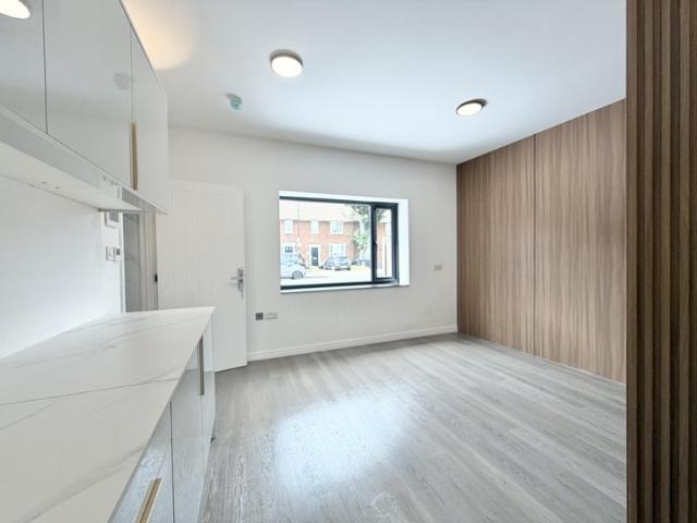 Apartment for rent in London Borough of Merton, Greater London