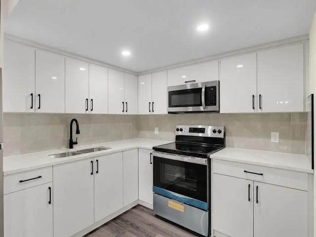 Apartment for rent in Waterford, Chestermere