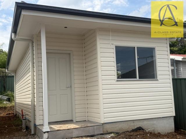 Granny Flat for rent in St Marys, Sydney
