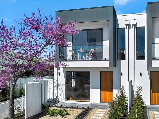 Townhouse for sale in Horseshoe Creek, South Australia