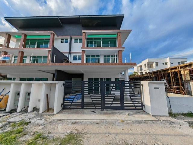 House for sale in Kajang, Langat