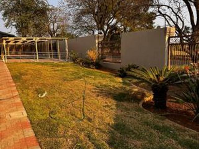 Townhouse for rent in Centurion, Gauteng