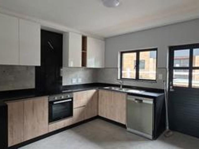 Apartment for rent in Queensburgh, eThekwini Metropolitan Municipality