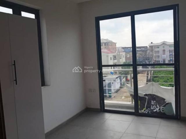 Flat for sale in Eti Osa, Lagos