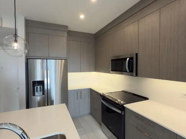Condo for rent in Chestermere, Alberta