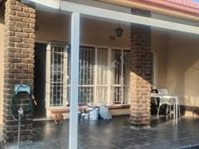 Apartment for rent in Kagiso, Gauteng