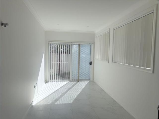 Granny Flat for rent in Sydney, New South Wales